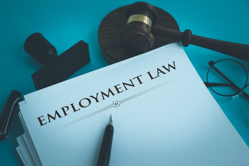 uae employment law