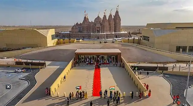 Pink sandstone from northern Rajasthan was transported to Abu Dhabi for the temple