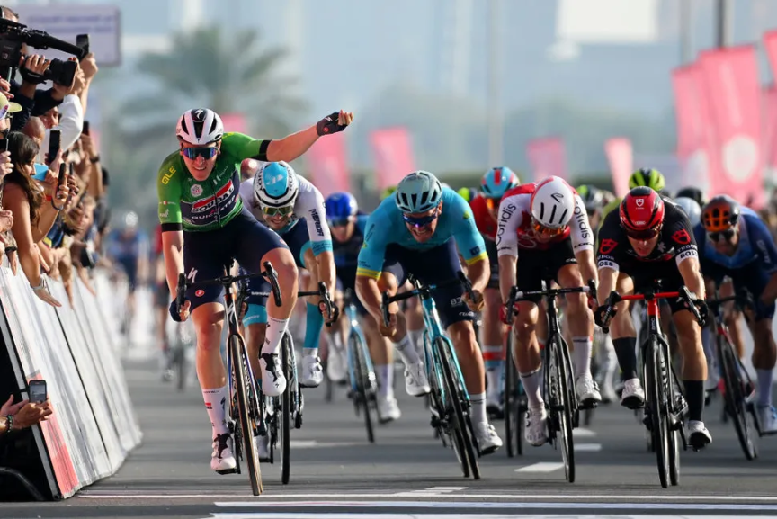 Tim Merlier wins stage 6 of the UAE Tour