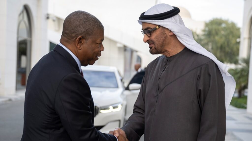 UAE and Angolan Presidents discuss enhancing bilateral cooperation