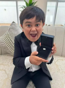 Tajikistan's Sensation Abdu Rozik to Wed Emirati Fiancée Amira 