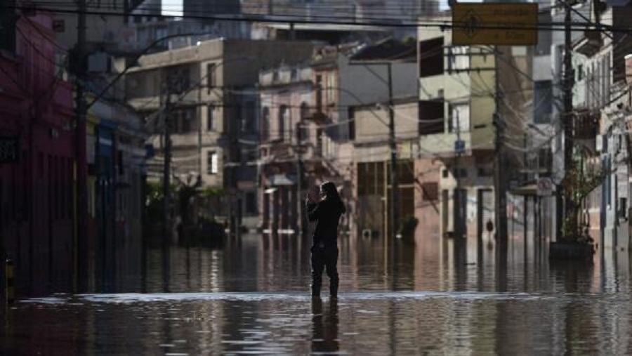 UAE President Conveys Condolences to Brazilian President on Flood death