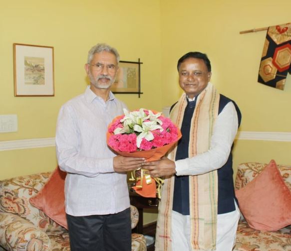 CM urges Jaishankar to visit the UAE embassy in Odisha