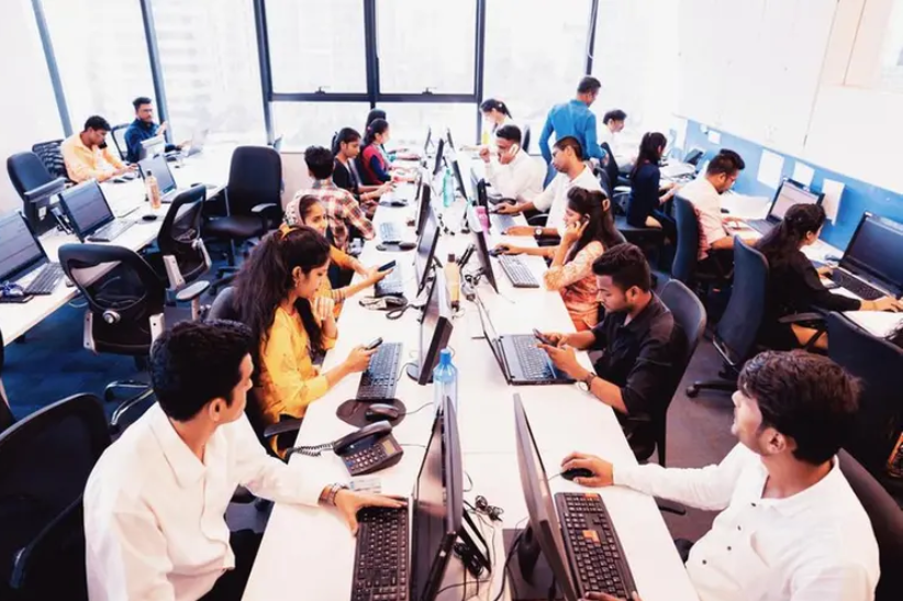 UAE Imposes Up to Dh150,000 Fines for Tighter Telemarketing Rules