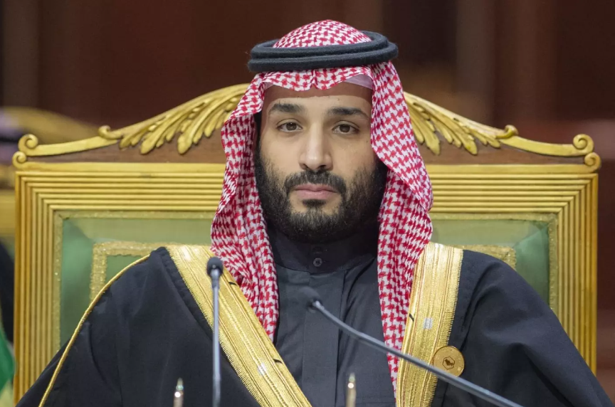 Saudi Arabia's oil exports drop as it loses market share to Russia and UAE