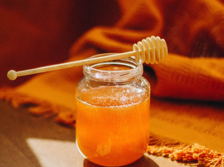 UAE Launches First AI-Powered Honey Testing Laboratory