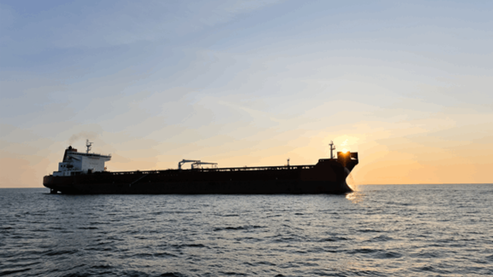 US Sanctions Three UAE-Based Shippers for Transporting Iranian Oil