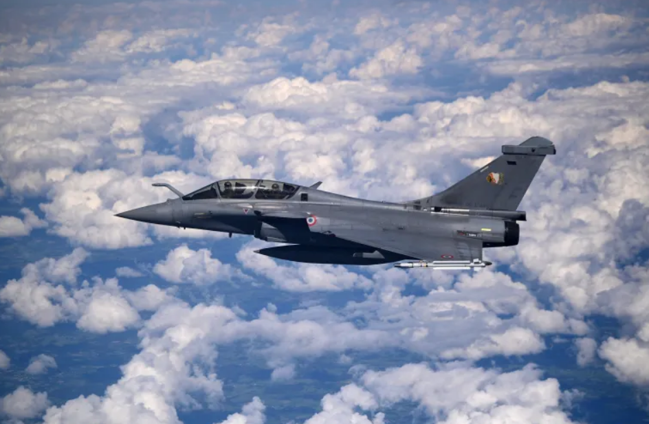 UAE Halts Fighter Jet Purchase from France Following Durov's Arrest - Reports