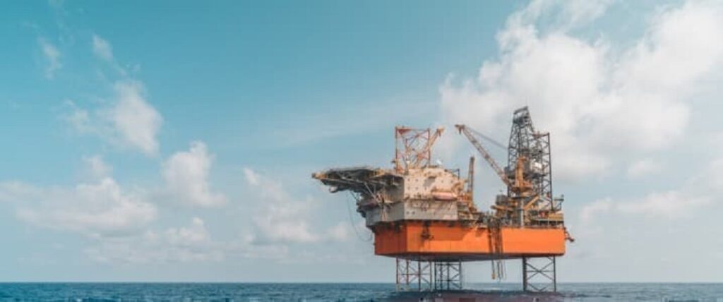 UAE Oil Sector Set for 7.8% Growth in 2025