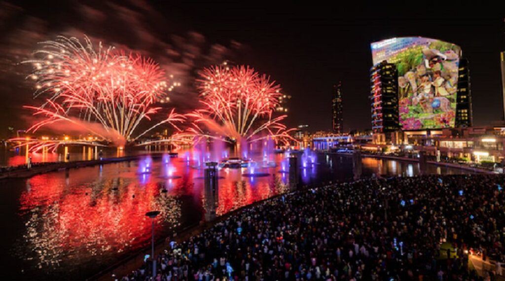 Dubai shines with lights as thousands gather for Diwali celebrations at Zabeel Park