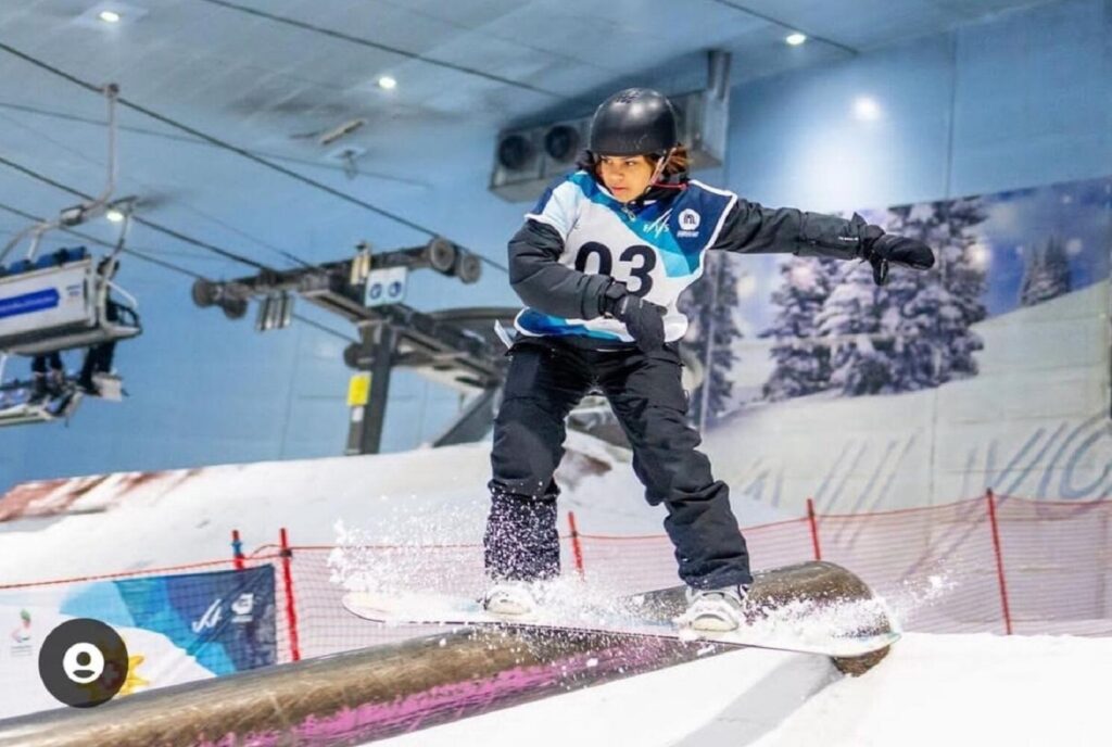 Emirati skiers to celebrate UAE National Day by raising the flag on the French Alps