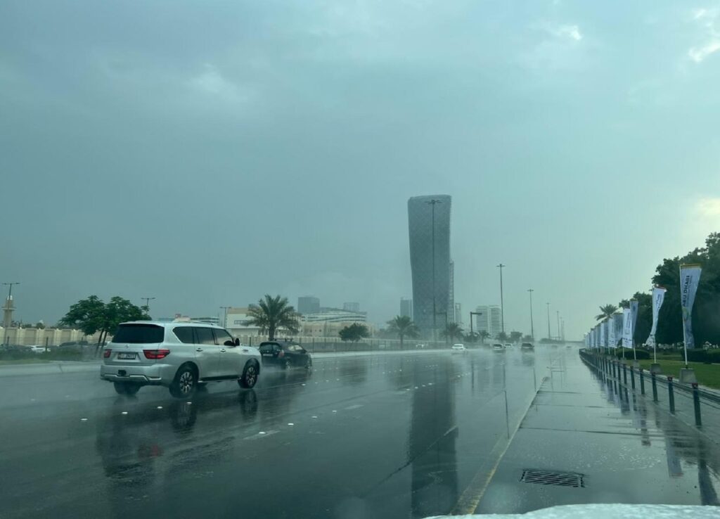 UAE: Rain and temperatures as low as 13°C today