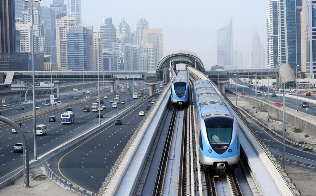 Dubai Metro extends operating hours to accommodate more passengers