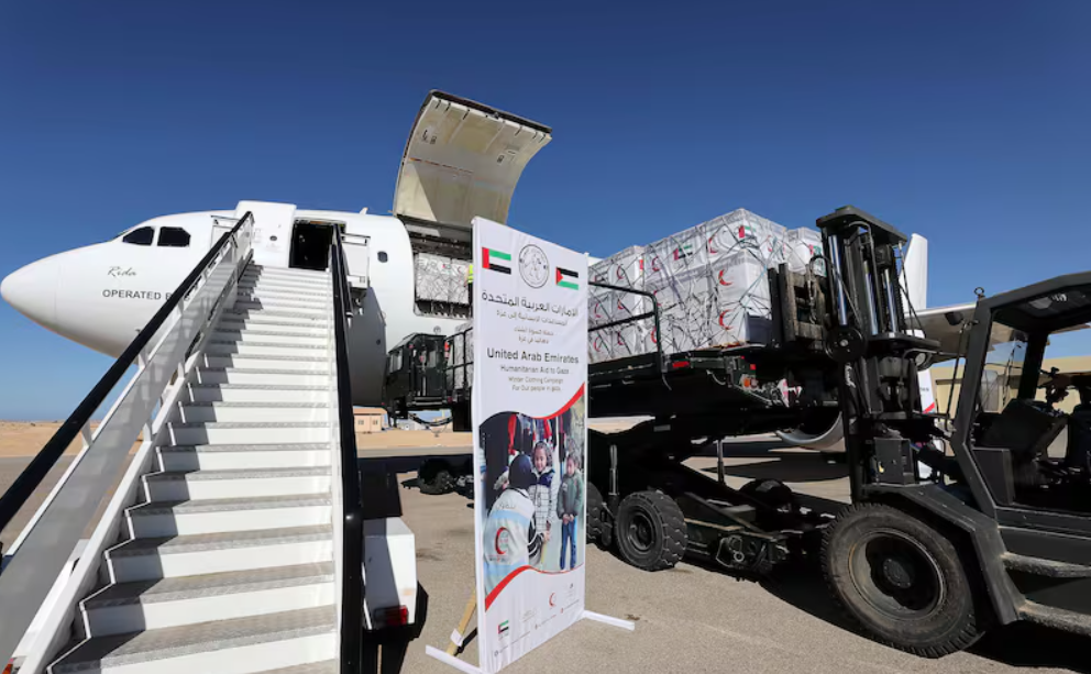 UAE Sends Plane of Winter Aid for Palestinians to Al Arish