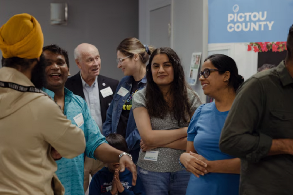 UAE's Indian Population Approaches 4 Million Reports