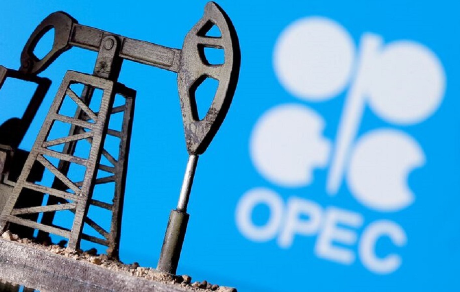 OPEC oil output drops in December amid UAE, Iran cuts