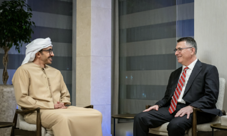 UAE FM Discusses Gaza Crisis with Israeli Counterpart