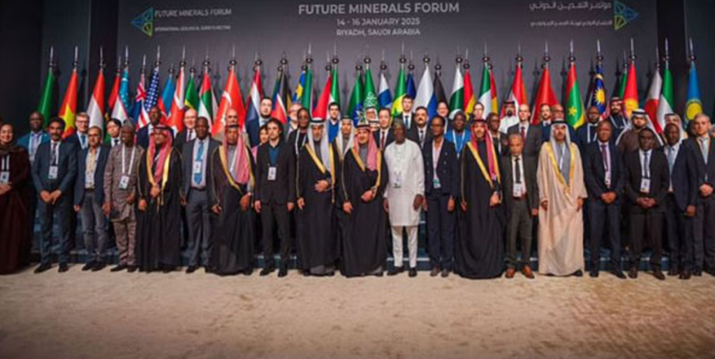 UAE participates International Geological Survey Meet in Riyadh