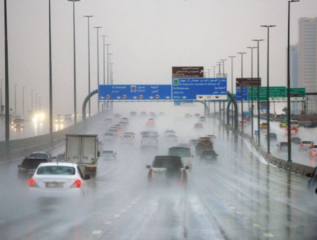 Heavy Rain Hits Various Parts of UAE