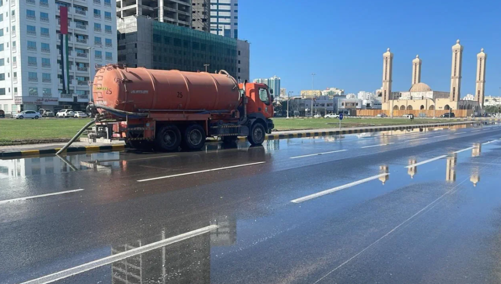 Rain and Fog in These UAE Areas; Relief from the Heat