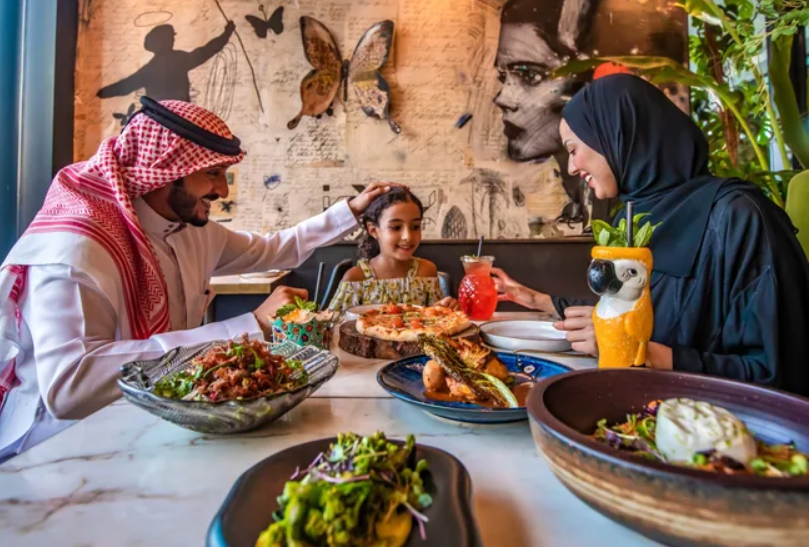 Dubai Iftar record among the top 5 places this Ramadan