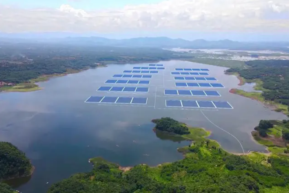 UAE & Indonesia Boost Ties in Clean Energy and Water Management
