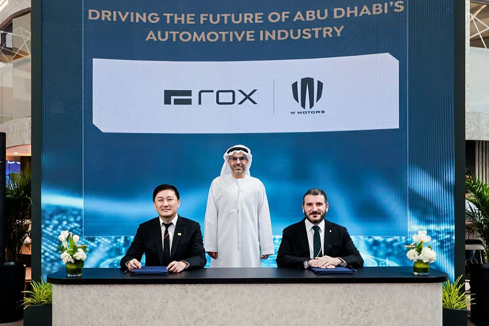 ROX Motor partnership with W Motors to produce NEVs in Abu Dhabi