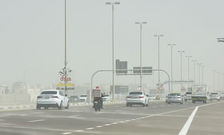 UAE Weather alert Intense Heat with Light Winds, Possible Dust
